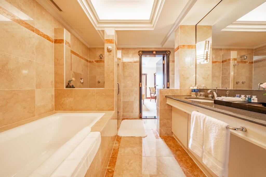 khách sạn có bồn tắm ở TP.HCM